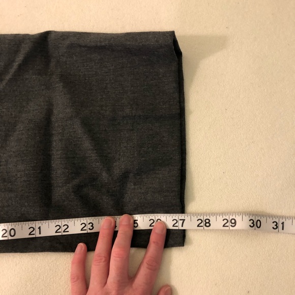 Women’s Ann Taylor LOFT 4P gray 100% wool pants. - Picture 4 of 8